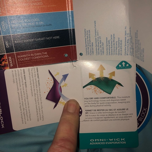 Omni wind block rain proof pullover Small - Picture 4 of 8